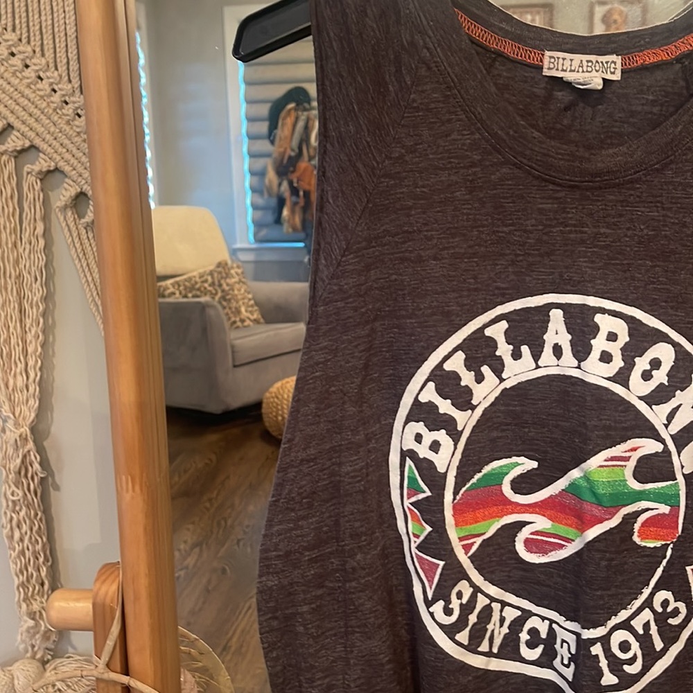 Billabong Tank - Picture 3 of 4